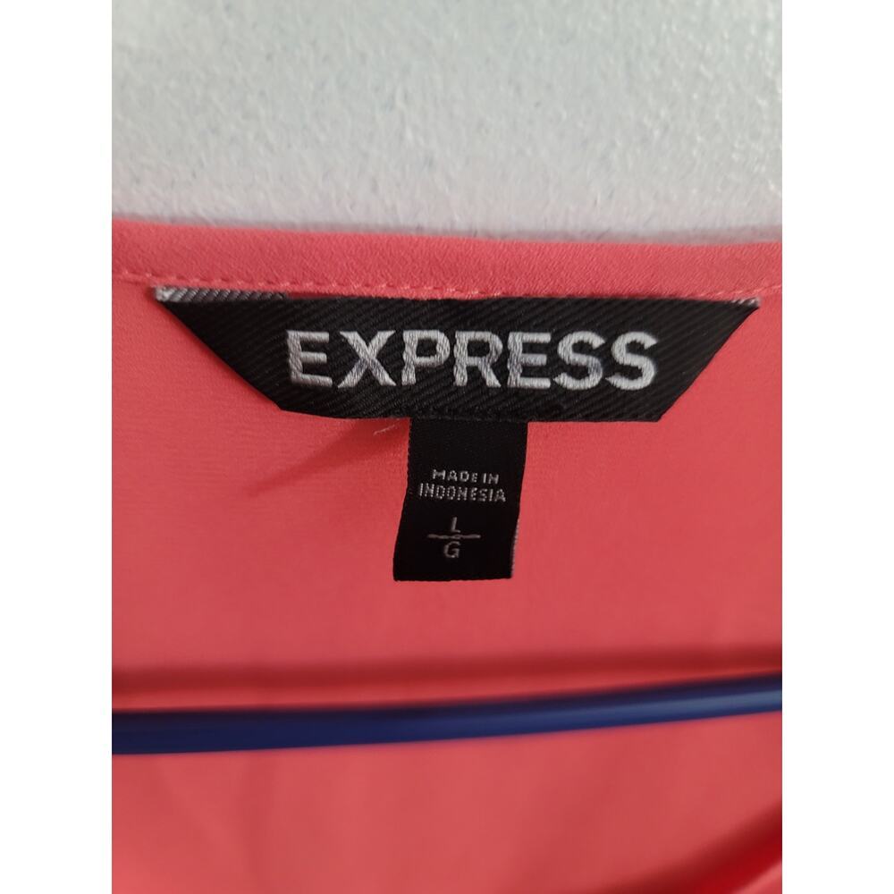 Express Women's Sheer Polyester Scoop Neck Bright Coral Blouse Shirt Size L - Picture 4 of 4